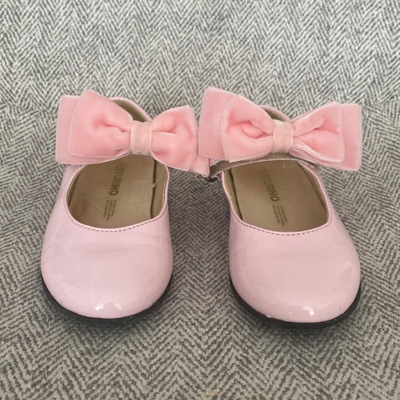 Naturino Mary Jane Patent Leather Baby Pink Toddler Velvet Bow Flats size 27 - Picture 2 of 7